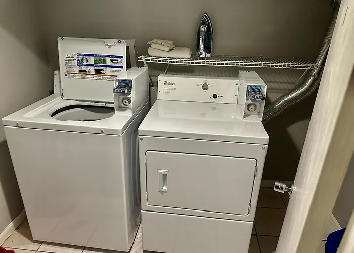 Close To Downtown - Free Parking * Chicago