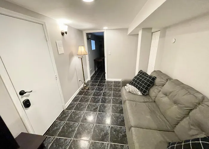 Close To Downtown - Free Parking